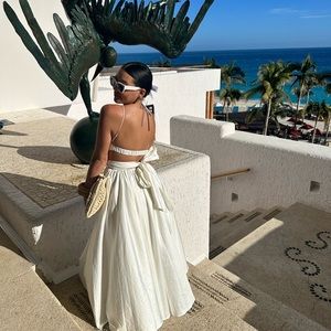 Selfie Leslie | Skirts | Selfie Leslie Love Songs Tied Back Maxi Skirt